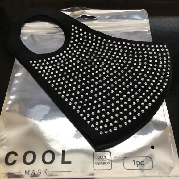 Soft and Comfortable with Crystal Accents - Picture 2 of 3